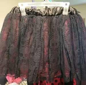 Skull pattern lace black/pink skirt one size